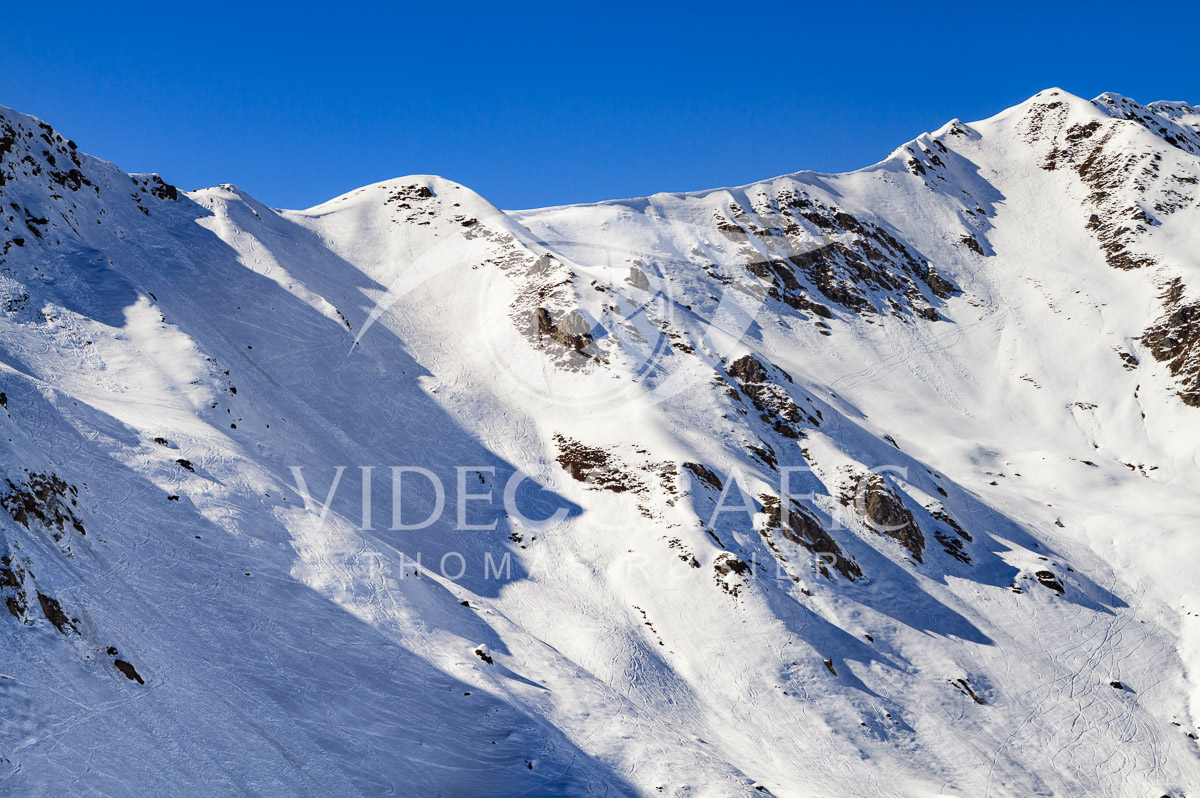 snowcapped-mountains-004.jpg