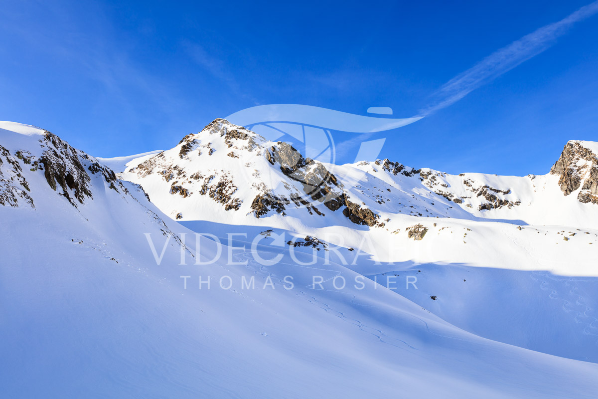 snowcapped-mountains-039.jpg