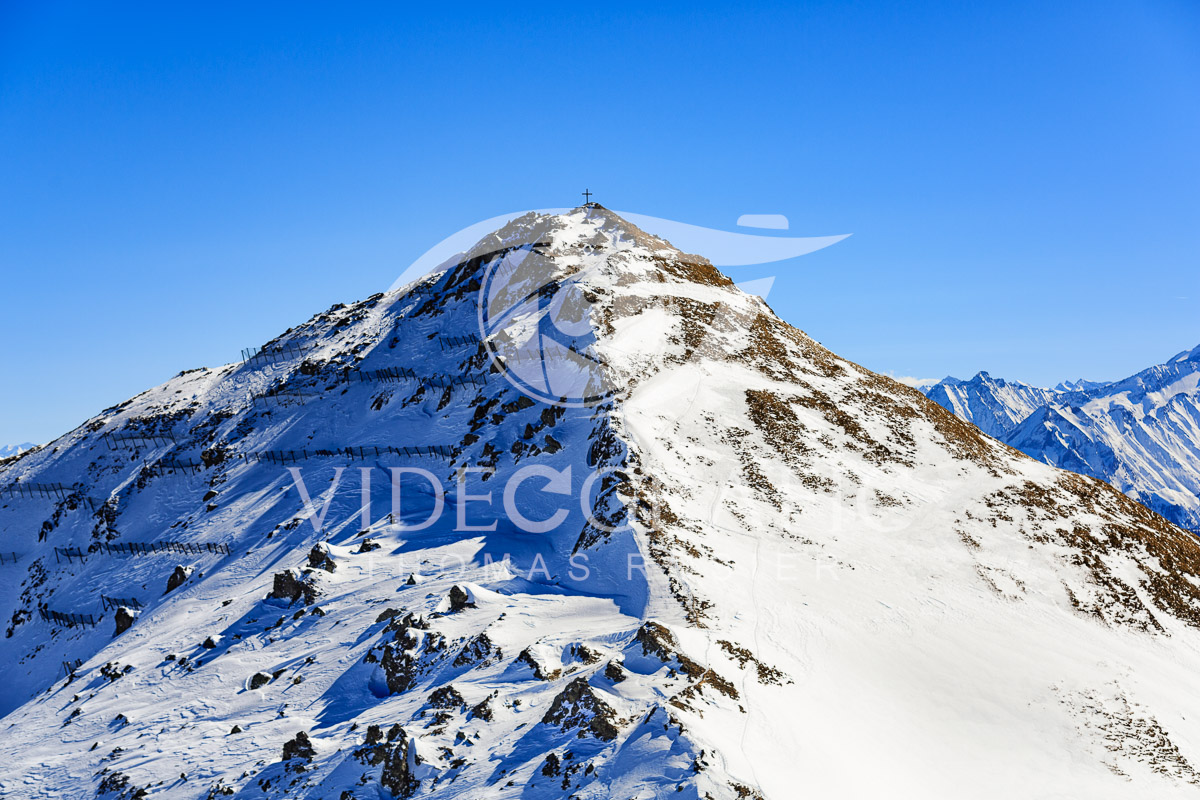 snowcapped-mountains-050.jpg