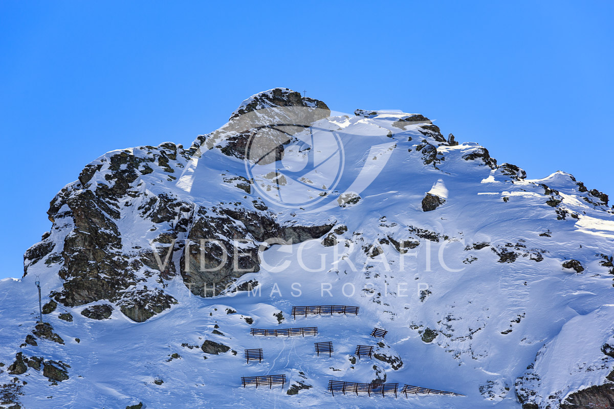 snowcapped-mountains-062.jpg