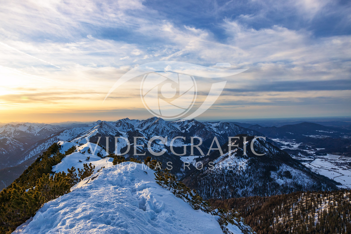 snowcapped-mountains-089.jpg