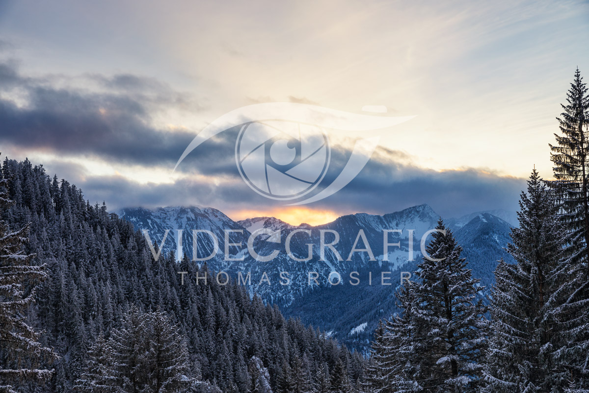 snowcapped-mountains-091.jpg