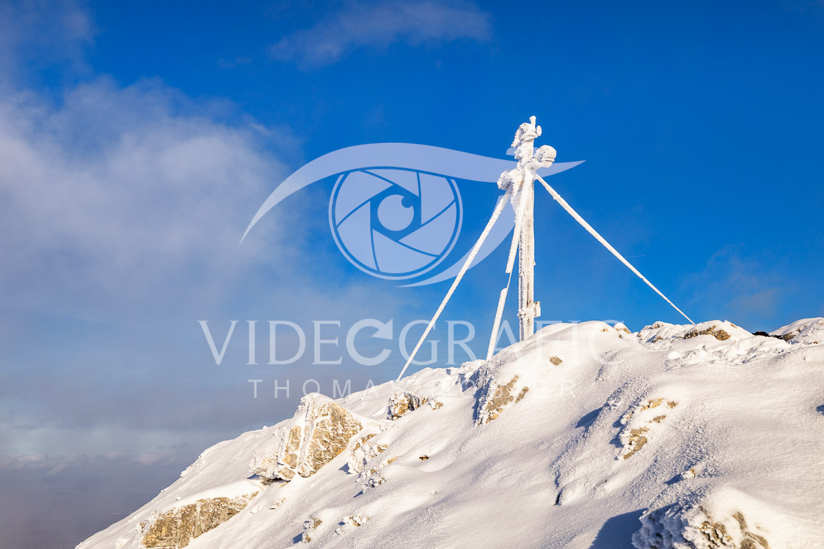 snowcapped-mountains-102.jpg
