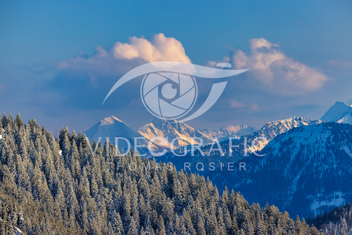 snowcapped-mountains-104.jpg