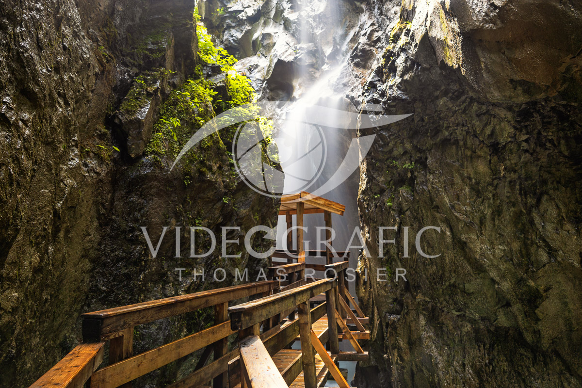 Gorges-Canyons-Waterfalls326.jpg