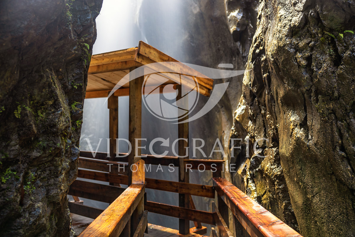 Gorges-Canyons-Waterfalls327.jpg