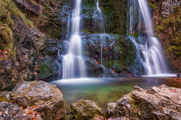 Gorges Canyons Waterfalls 003 Gorges-Canyons-Waterfalls-003.jpg