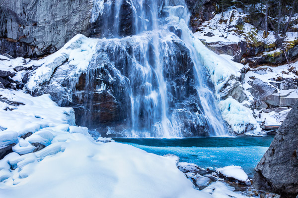 Gorges Canyons Waterfalls 016 Gorges-Canyons-Waterfalls-016.jpg