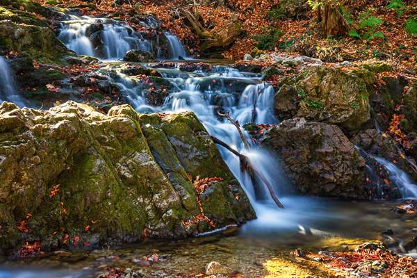 Gorges Canyons Waterfalls 024 Gorges-Canyons-Waterfalls-024.jpg