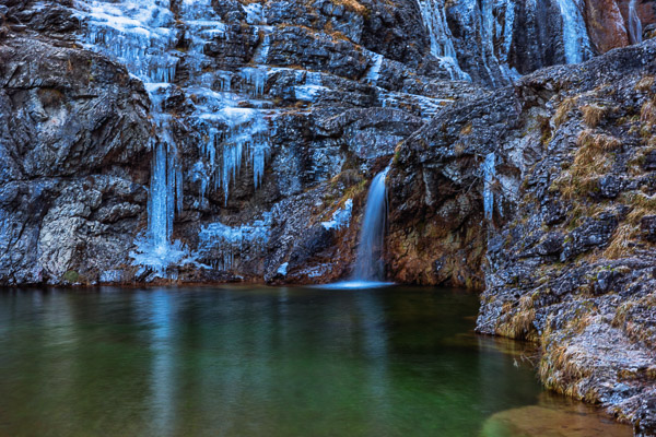 Gorges Canyons Waterfalls 047 Gorges-Canyons-Waterfalls-047.jpg