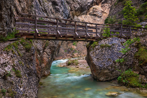 Gorges Canyons Waterfalls 355 Gorges-Canyons-Waterfalls355.jpg