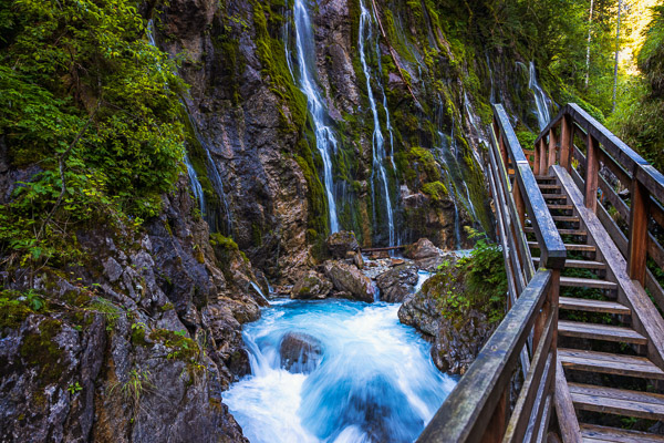 Gorges Canyons Waterfalls 381 Gorges-Canyons-Waterfalls381.jpg