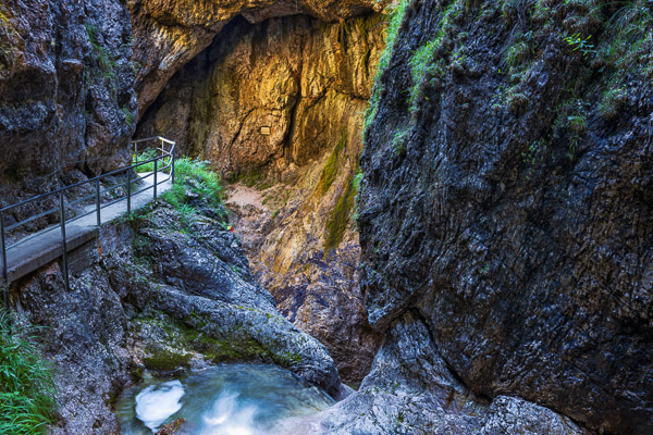 Gorges Canyons Waterfalls 388 Gorges-Canyons-Waterfalls388.jpg