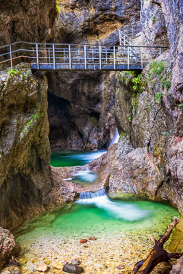 Gorges Canyons Waterfalls 389 Gorges-Canyons-Waterfalls389.jpg