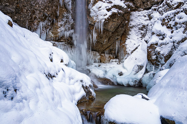 Gorges Canyons Waterfalls 417 Gorges-Canyons-Waterfalls417.jpg