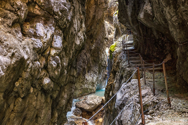 Gorges Canyons Waterfalls 425 Gorges-Canyons-Waterfalls425.jpg