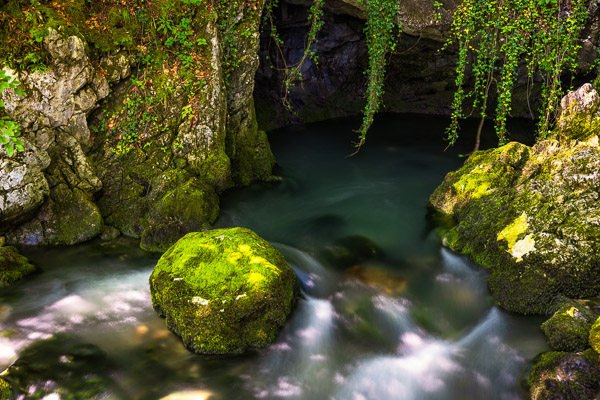 Gorges Canyons Waterfalls 437 Gorges-Canyons-Waterfalls437.jpg