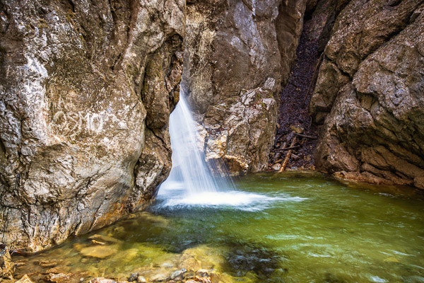 Gorges Canyons Waterfalls 458 Gorges-Canyons-Waterfalls458.jpg