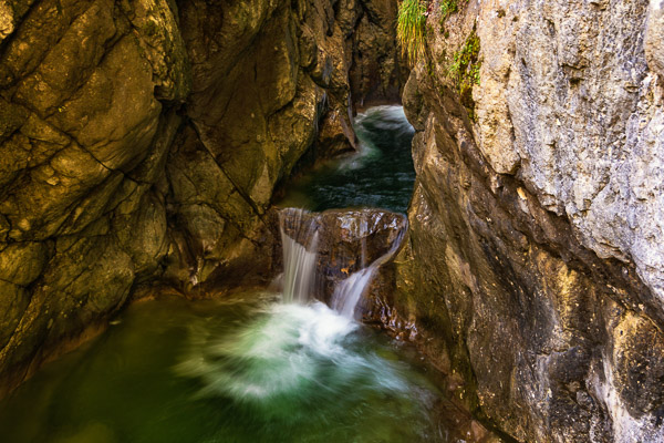 Gorges Canyons Waterfalls 542 Gorges-Canyons-Waterfalls542.jpg