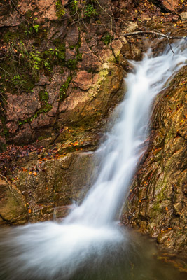 Gorges Canyons Waterfalls 550 Gorges-Canyons-Waterfalls550.jpg