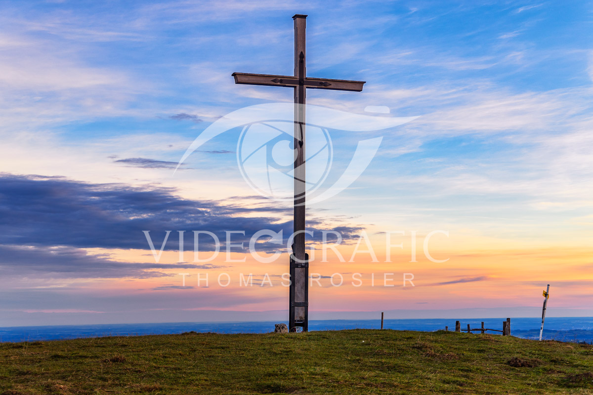 Summit-Crosses-005.jpg
