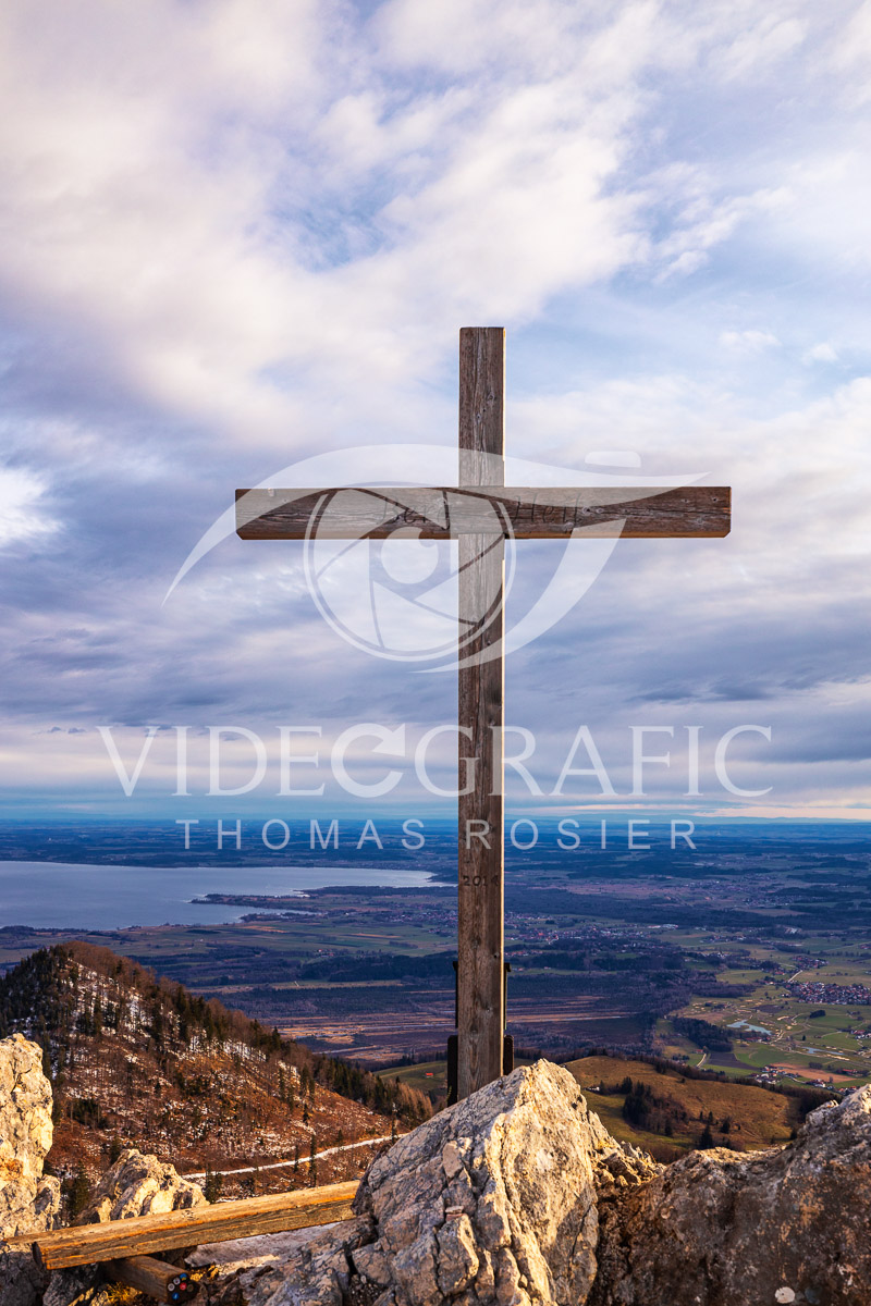 Summit-Crosses-020.jpg