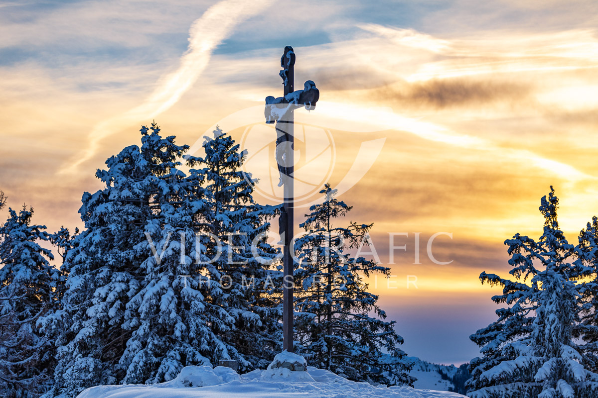 Summit-Crosses-037.jpg