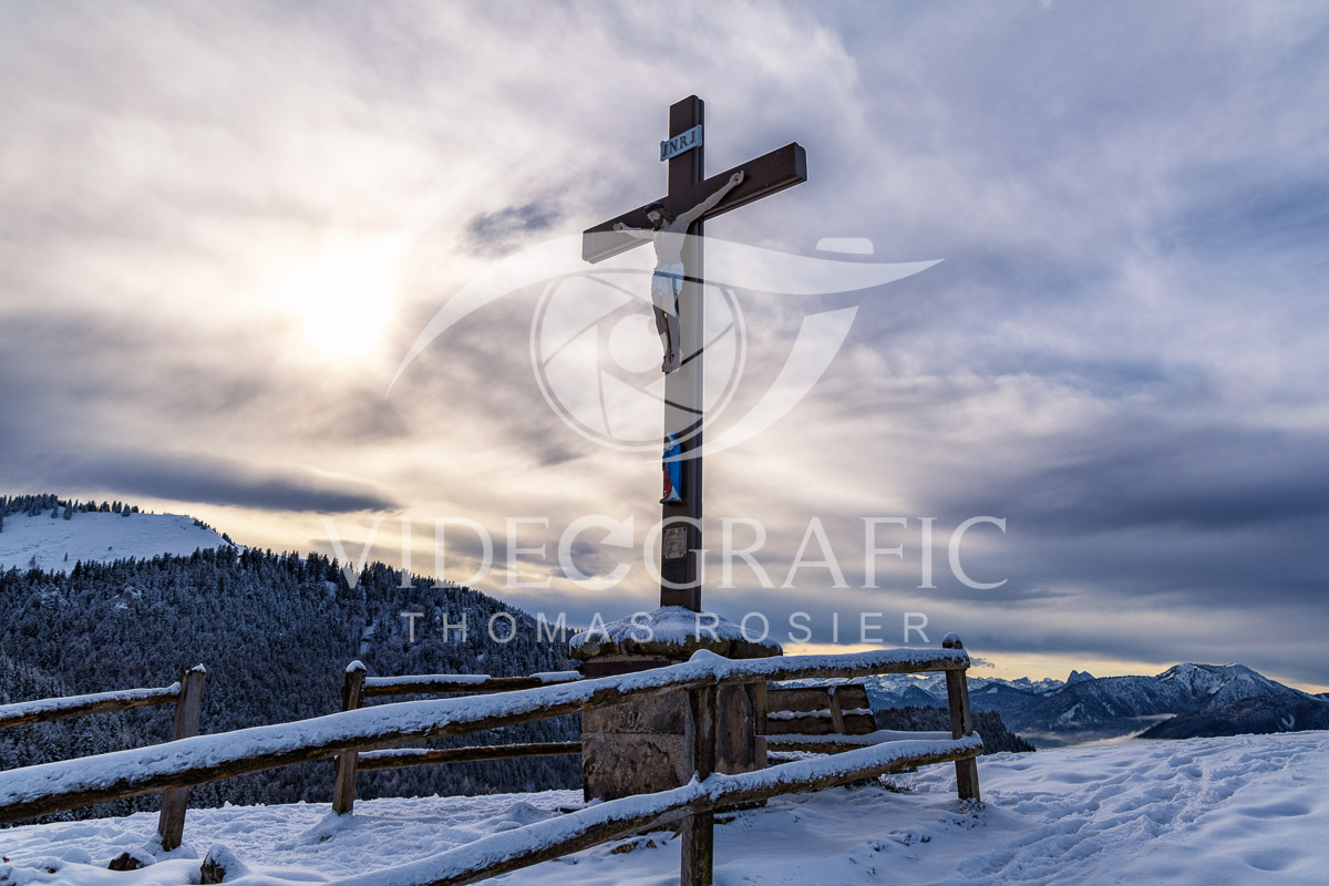 Summit-Crosses-038.jpg