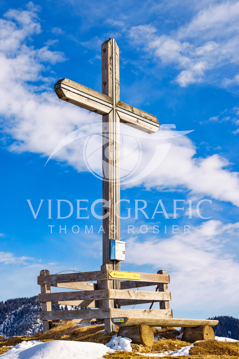 Summit-Crosses-050.jpg