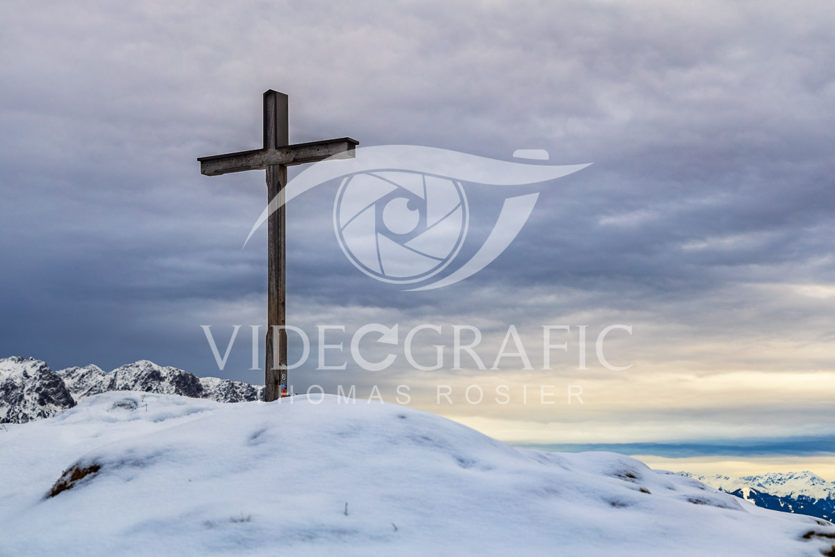 Summit-Crosses-053.jpg