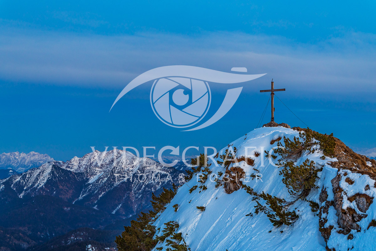 Summit-Crosses-055.jpg