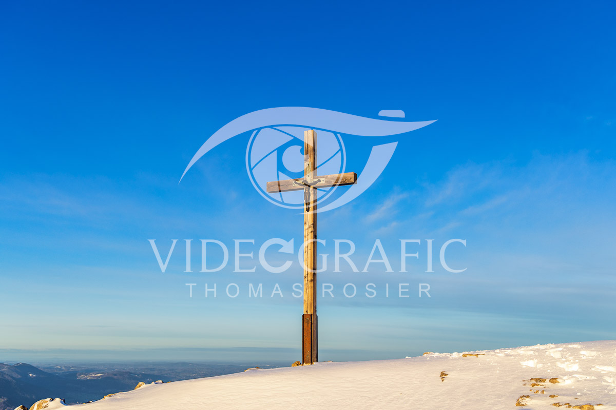 Summit-Crosses-075.jpg