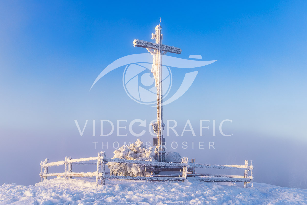 Summit-Crosses-080.jpg