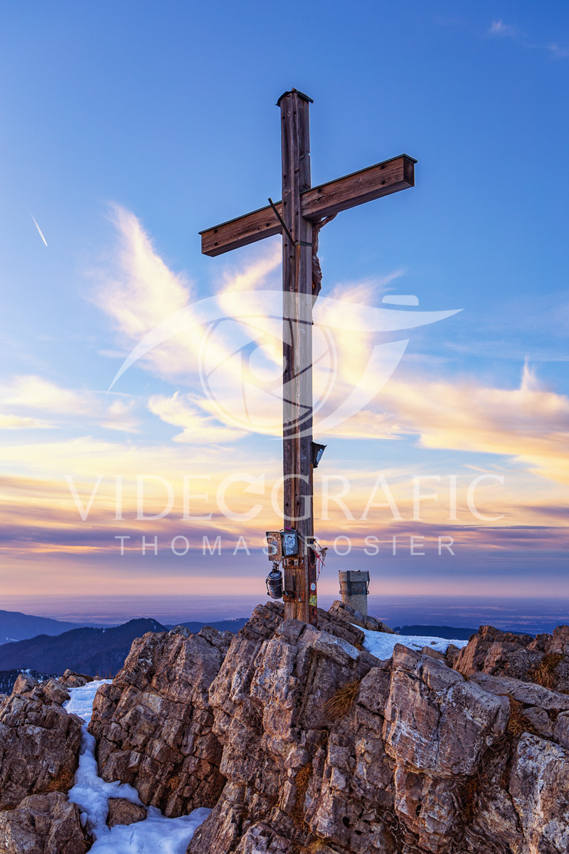 Summit-Crosses-097.jpg