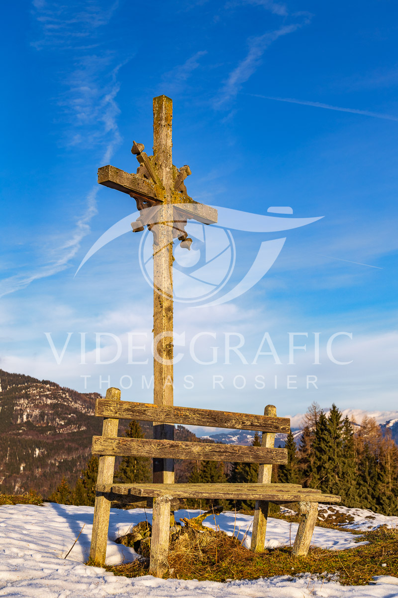 Summit-Crosses-099.jpg