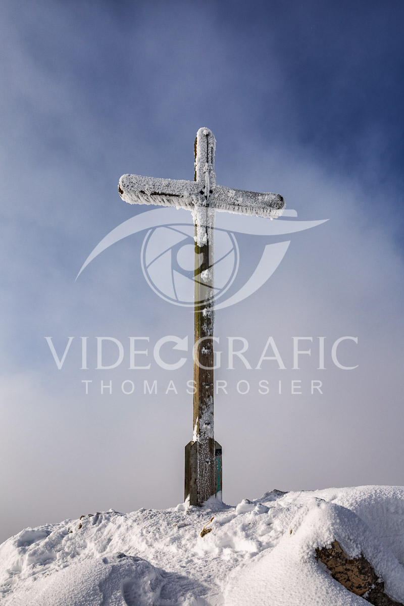 Summit-Crosses-1014.jpg