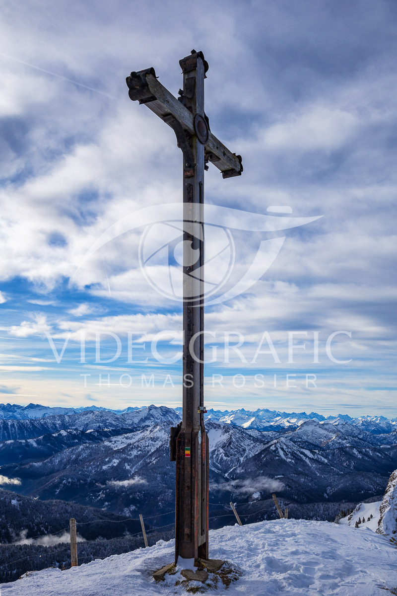 Summit-Crosses-1021.jpg