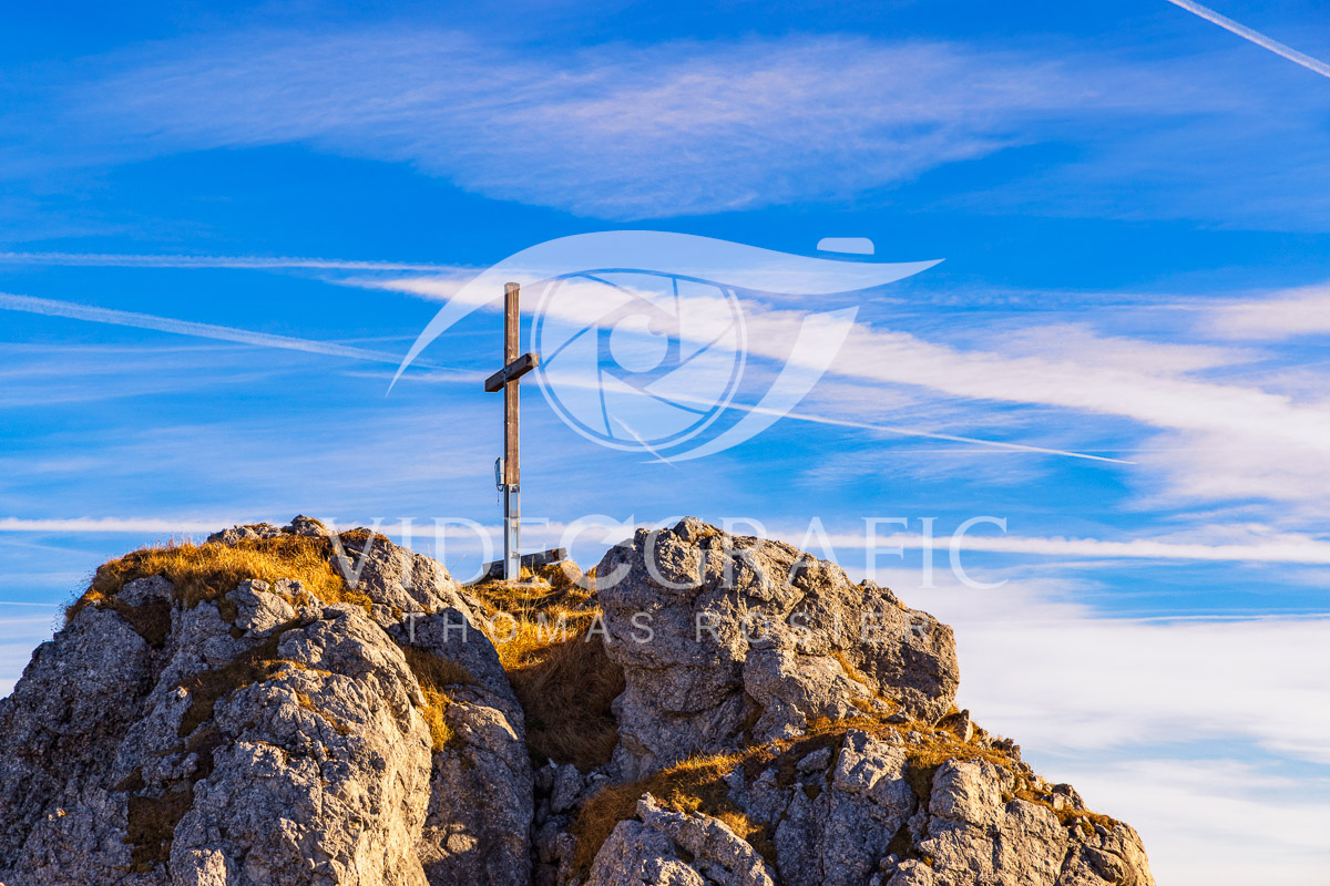 Summit-Crosses-1026.jpg