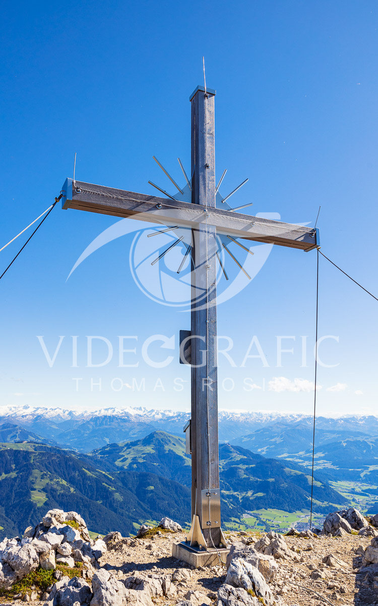 Summit-Crosses-1080.jpg