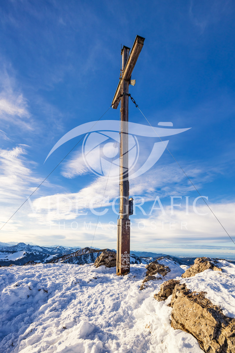 Summit-Crosses-1091.jpg