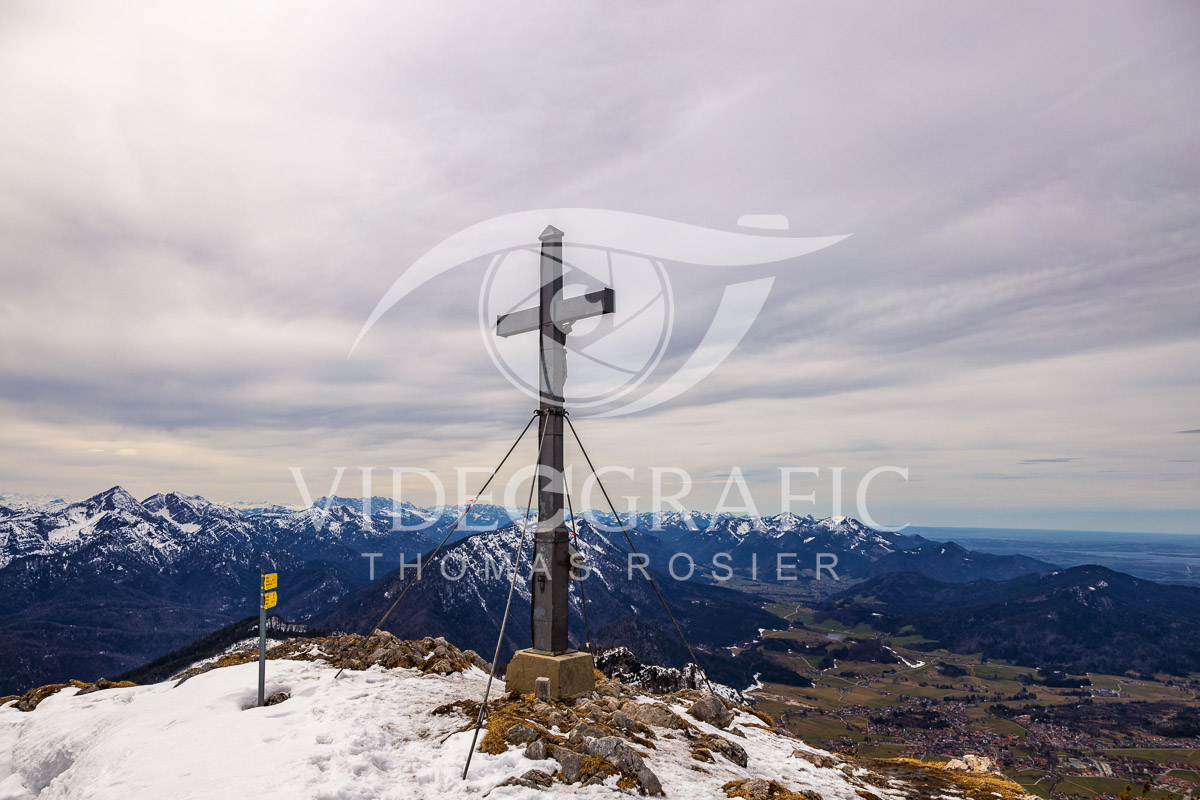 Summit-Crosses-1098.jpg