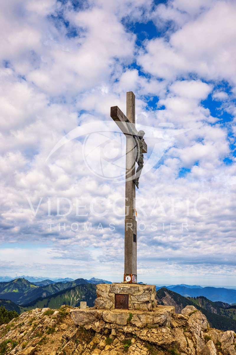 Summit-Crosses-1111.jpg