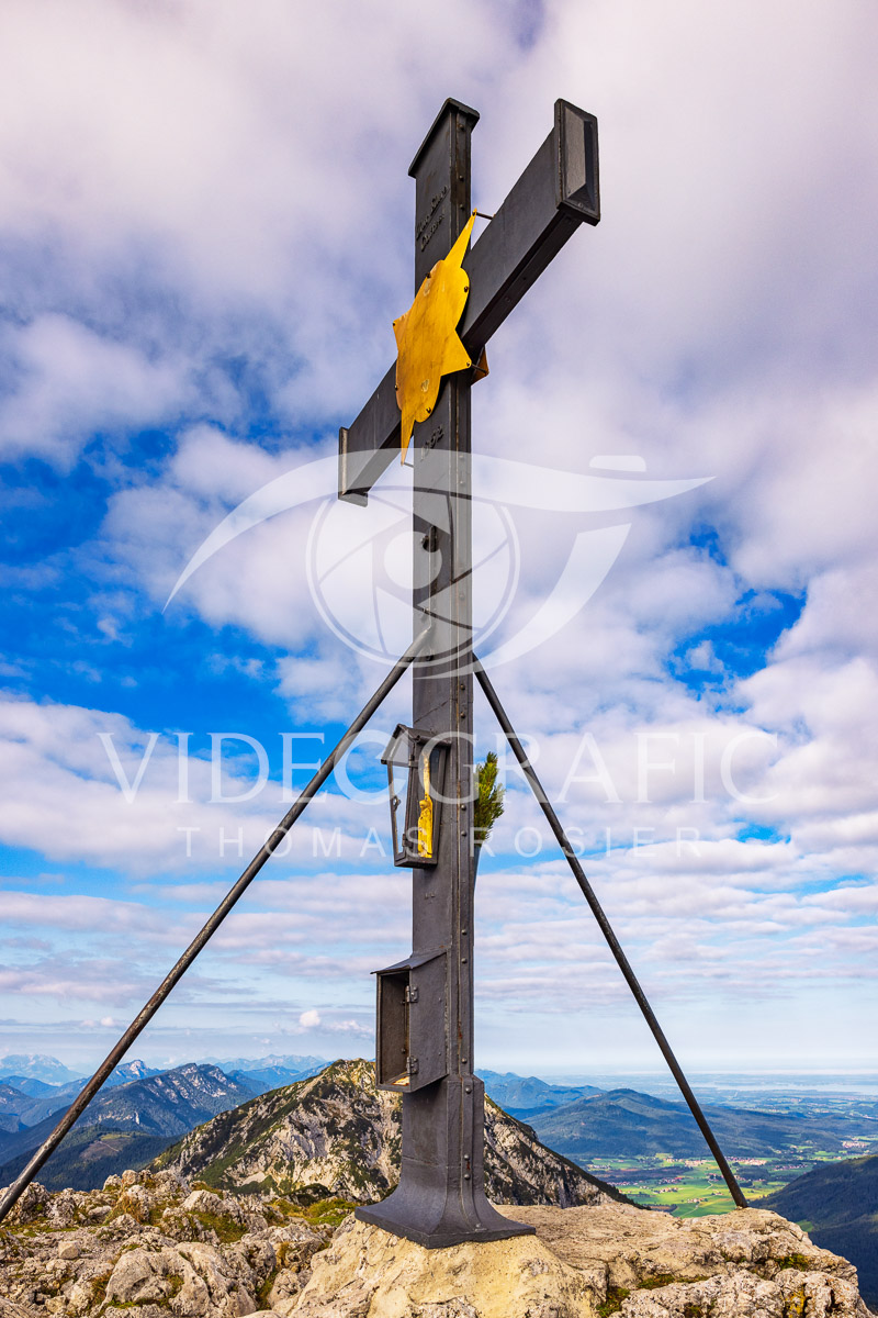 Summit-Crosses-1116.jpg