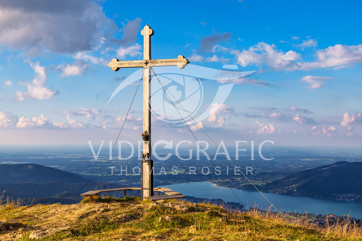Summit-Crosses-1140.jpg