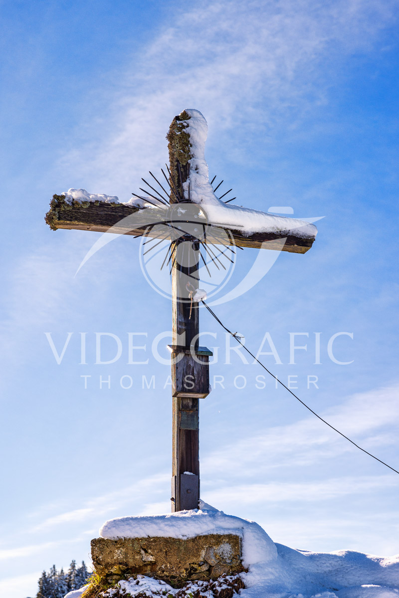 Summit-Crosses-1144.jpg
