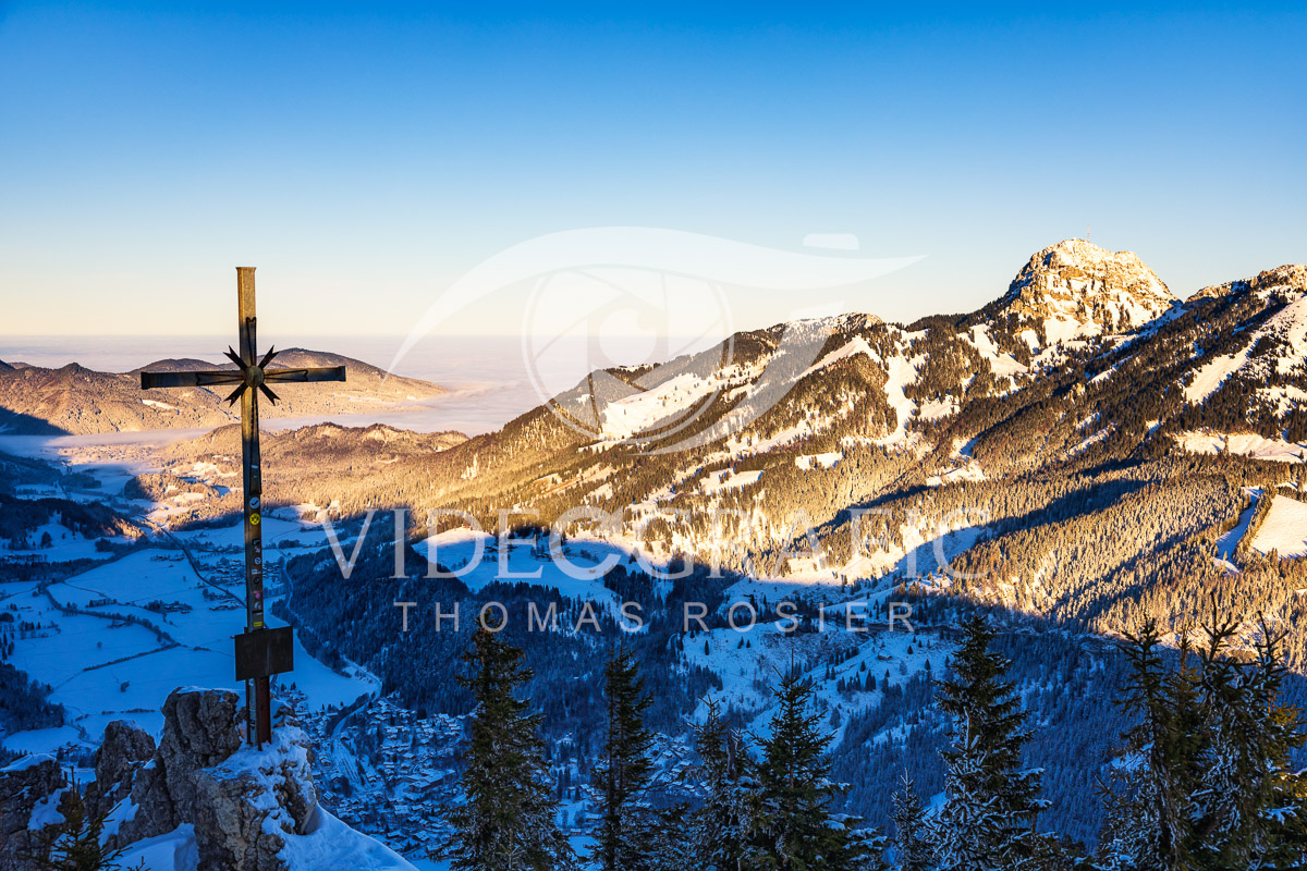 Summit-Crosses-1153.jpg