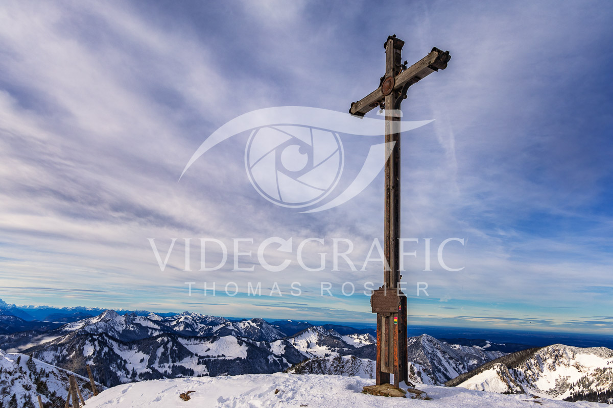 Summit-Crosses-1157.jpg