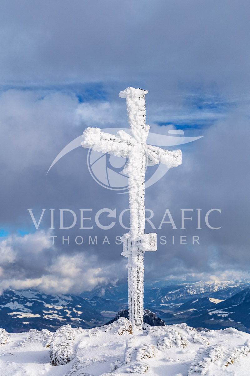 Summit-Crosses-1165.jpg