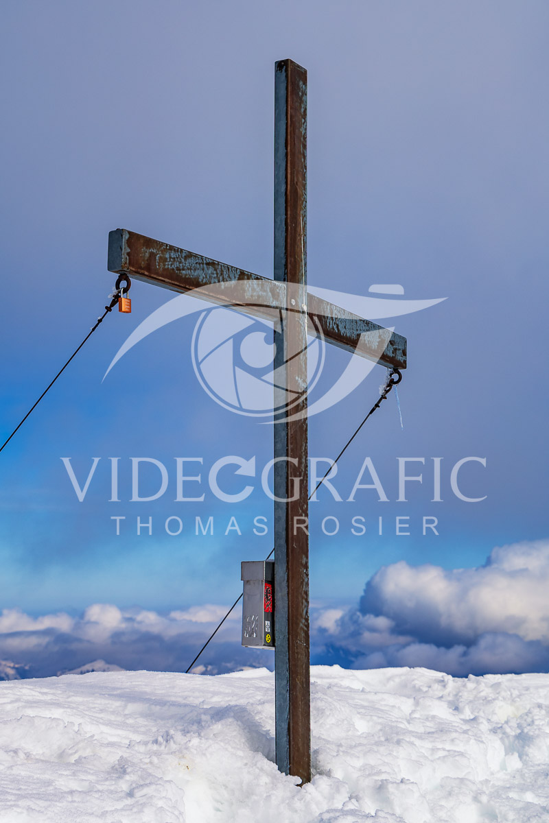 Summit-Crosses-1176.jpg
