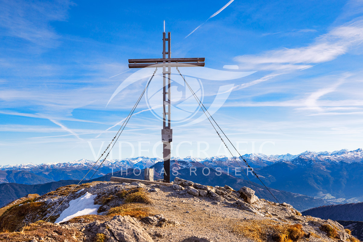 Summit-Crosses-1198.jpg